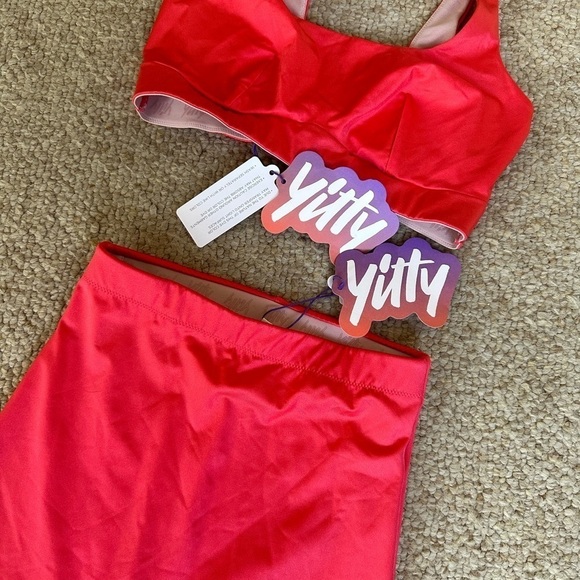 NWT yitty set size small - Picture 2 of 4